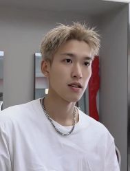-丝语萱形象