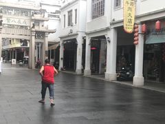 -胡荣泉
