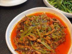 -万重锦·人文川菜馆(骡马市店)