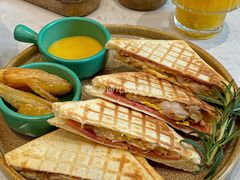 -西语·炭烧牛排(卓越中寰店)