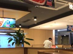 -海底捞火锅(宝龙广场夜宵主题店)