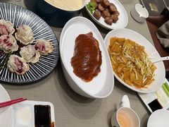 -凤凰园烤鸭店·唐山菜·传承花椒肉(老唐丰路店)