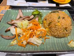 泰式猪颈肉马拉盏炒饭-大家乐(广州中华广场店)