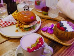 -FLOVIE FLORIST CAFE