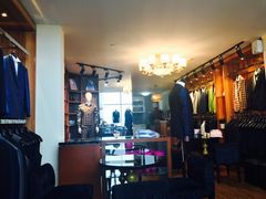 -宇翔服饰(双井桥东首城国际店)