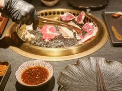 -铭牛烧肉·和牛海鲜自助(高新月牙湖店)