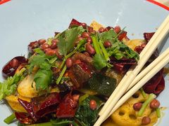 -大食代美食广场(上海中心店)