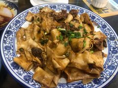 -壹阁胡羊焖饼(特色小吃街店)