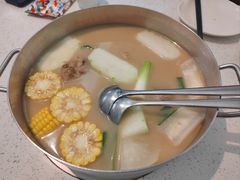 -肥仔文澳门猪骨煲(南京西路店)