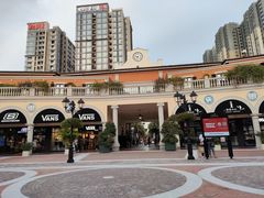 -佛罗伦萨小镇广佛名品奥特莱斯(疏港路店)