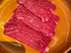 -牛YO寿喜烧·铁板烧和牛火锅自助(市府恒隆店)