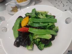 橄榄油炒田园时蔬-大树餐厅(朝阳大悦城店)