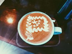 拿铁-BUND·FIVE外滩5号(天际店)