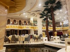 -碧中海汤泉汗蒸酒店