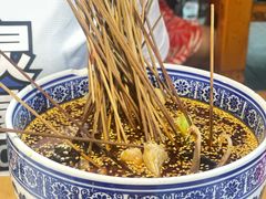 -大众跷脚牛肉馆·非遗传承单位(峨眉山店)