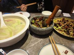 -闫府私房菜·老字号(恒隆店)