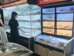 -哈尔滨小酒馆·鲜肉现穿自助烧烤(康新花园店)