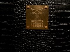 -FEELINGS(亚新广场店)