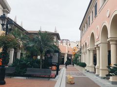 -佛罗伦萨小镇广佛名品奥特莱斯(疏港路店)