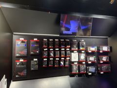 -ROG玩家国度(美罗城店)