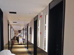 -万泊酒店(长沙五一广场国金中心店)