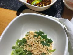 -洪氏嗨捞·广东猪肚鸡·椰子鸡火锅(西咸万象城店)