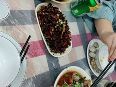 -吴记口味馆