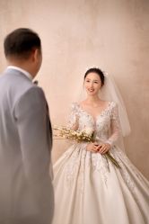 -雪中彩影婚纱摄影·微光艺术中心