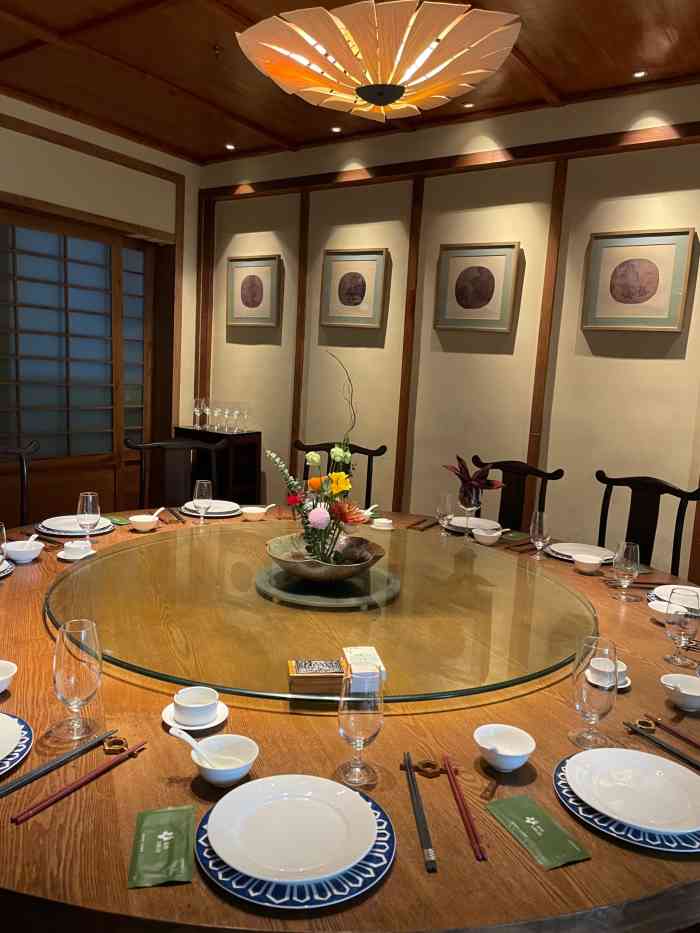 乌布花园餐厅(青山店)-"咖喱蟹好好吃,还有香煎黄鱼等等,环境也优.