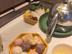 -润园四季椰子鸡火锅(卓越INTOWN店)