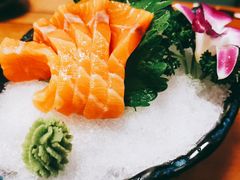 -鸟鸣门屋台料理(金帝银泰店)