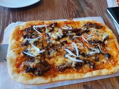 炙烤澳洲牛肉比萨（大方薄底）-必胜客(安盛金马店)