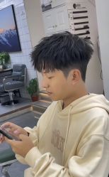 -米娜男士新国潮理发馆