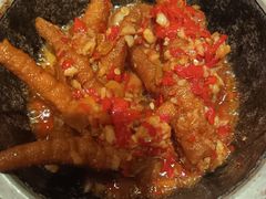 石锅香辣鸡爪-太二酸菜鱼(群光广场店)