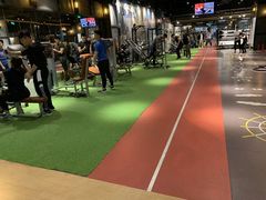 -VLines耀能运动24小时·月付制健身(京广桥店)
