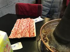 -楼外楼大刀肉传统火锅居(幸福街店)