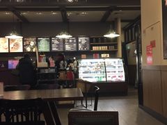 -星巴克臻选(盐城金鹰聚龙湖店)