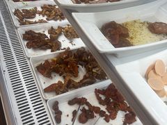 -哈尔滨小酒馆·鲜肉现穿自助烧烤(康新花园店)