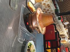 -马路牙子烧烤馄饨酒馆(望京店)