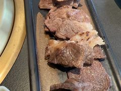 -铭牛烧肉·和牛海鲜自助(高新月牙湖店)