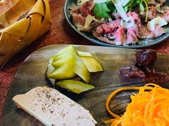 -羽深肉铺 Steak & Wine