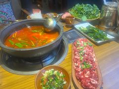 -贵厨酸汤牛肉(花果园国际中心店)