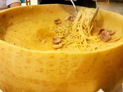 意大利传统车轮面-新贝乐意大利餐厅(苏州中心店)