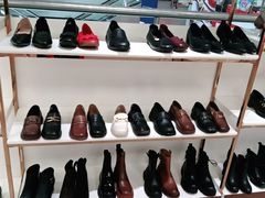 -云柏鞋业(十里堡店)