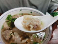 -老谢野馄饨(延安路店)