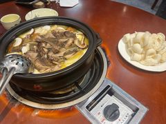 -菌之家·专业纯野生菌火锅·特色炒菌