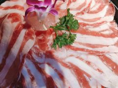 -老牌坊云南鱼豆花火锅(哈西万达店)
