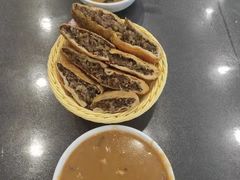 -方中山胡辣汤(成都首店)
