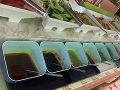 -洪氏嗨捞·广东猪肚鸡·椰子鸡火锅(西咸万象城店)