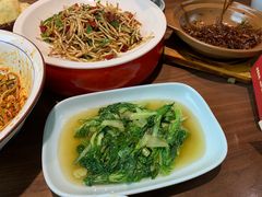 -有红鸡毛店·川菜(建设路店)